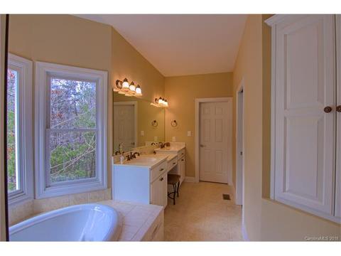 532 Highland View Ln, Mill Spring, NC 28756 photo 17