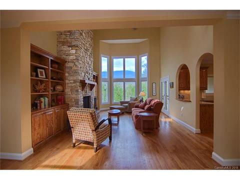 532 Highland View Ln, Mill Spring, NC 28756 photo 2