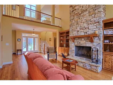 532 Highland View Ln, Mill Spring, NC 28756 photo 4