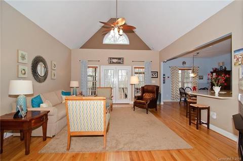 525 Flying Eagle Dr, Clover, SC 29710 photo 8