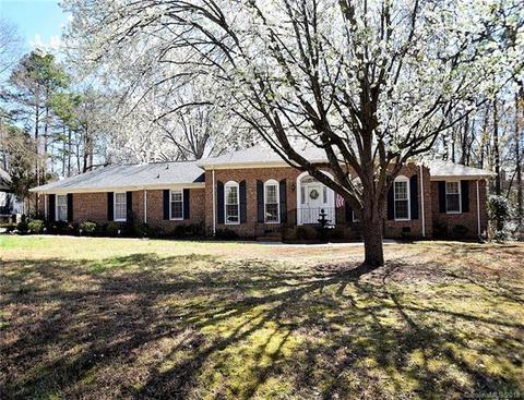 2103 Louise Dr, Monroe, NC 28112 photo 2