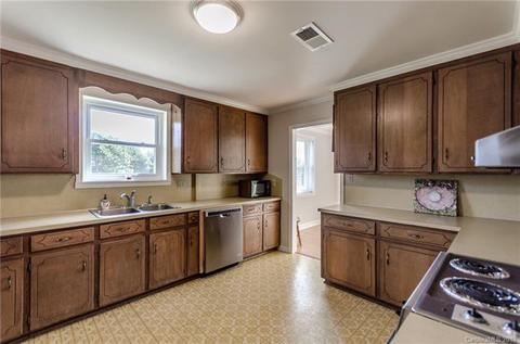 412 E Sandy Ridge Rd, Monroe, NC 28112 photo 11