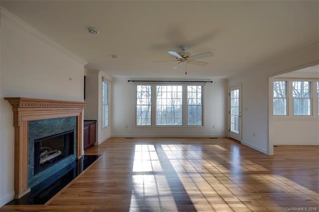  560 Aberdeen Ln, Pisgah Forest, NC 28768 photo 4
