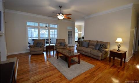7122 Avocet Dr, Denver, NC 28037 photo 2