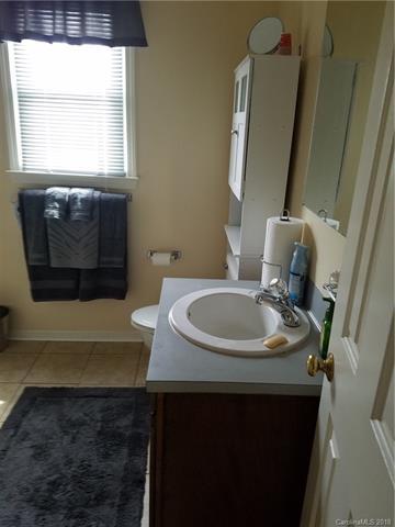 2733 Devonshire Rd, Newton, NC 28658 photo 12