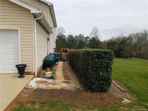 2733 Devonshire Rd, Newton, NC 28658 photo 24