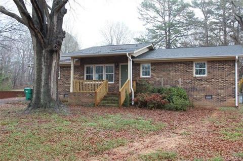 102 Pine Ln, Locust, NC 28097 photo 2