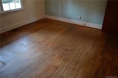 20627 N Main St, Cornelius, NC 28031 photo 5