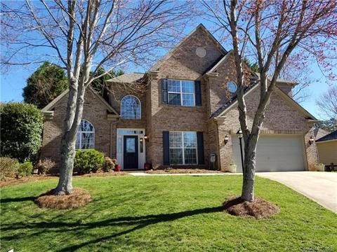 19818 Sandyedge Dr, Cornelius, NC 28031 photo 1