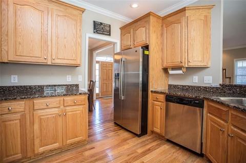 808 4th St, Conover, NC 28613 photo 4