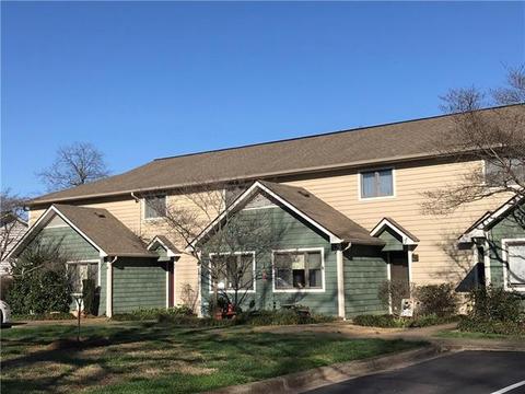 711 4th Ave, Conover, NC 28613 photo 1