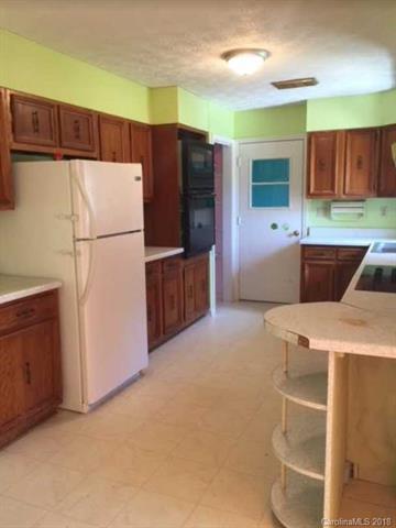 660 Forest St, Mars Hill, NC 28754 photo 8