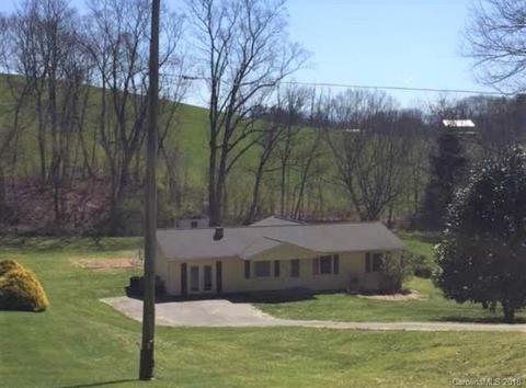 660 Forest St, Mars Hill, NC 28754 photo 1