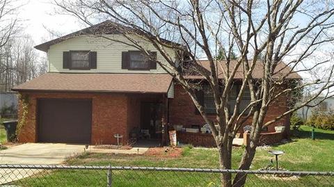 617 2nd Street Dr, Conover, NC 28613 photo 1