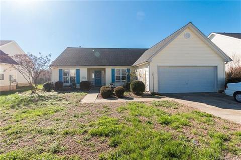 1009 Boulder Dr, Concord, NC 28025 photo 1