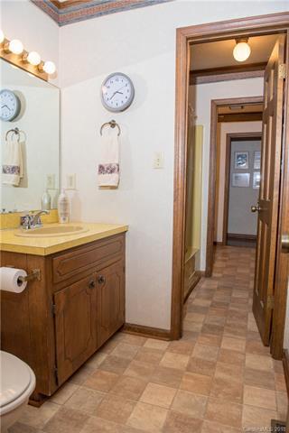 2074 Warrior Fork Trl, Morganton, NC 28655 photo 15
