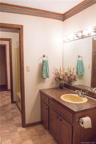 2074 Warrior Fork Trl, Morganton, NC 28655 photo 16