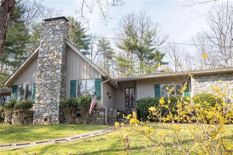 2074 Warrior Fork Trl, Morganton, NC 28655 photo 2
