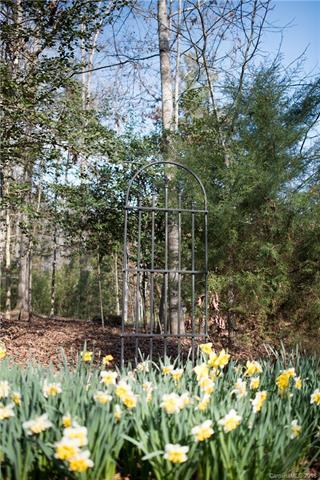 2074 Warrior Fork Trl, Morganton, NC 28655 photo 9