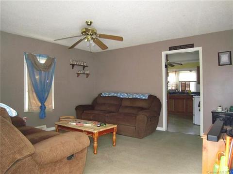 93 Bruce Rd, Mars Hill, NC 28754 photo 2