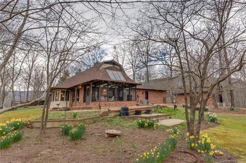 635 Wildcat View Ln, Mill Spring, NC 28756 photo 17