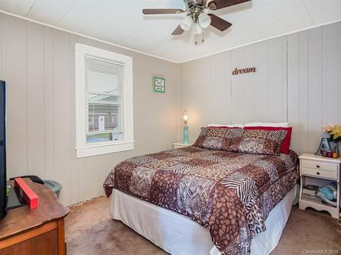 230 Ingram Loop, Clyde, NC 28721 photo 6