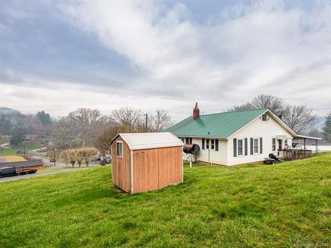 230 Ingram Loop, Clyde, NC 28721 photo 14
