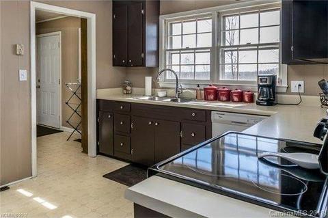 2356 Pea Ridge Rd, Mill Spring, NC 28756 photo 7