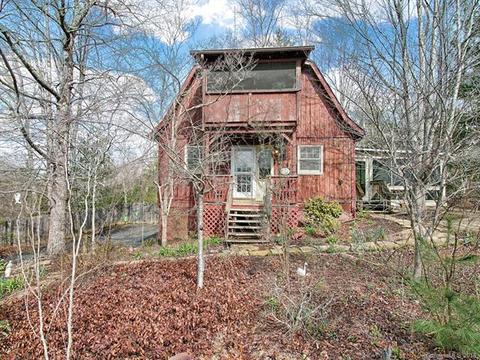 15 Whitaker Cir, Fairview, NC 28730 photo 1