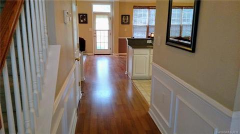 7011 Blithe Low Pl, Charlotte, NC 28273 photo 2