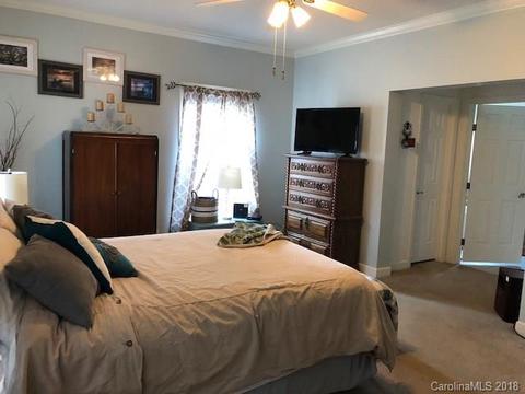 38 Caleb Dr, Candler, NC 28715 photo 9