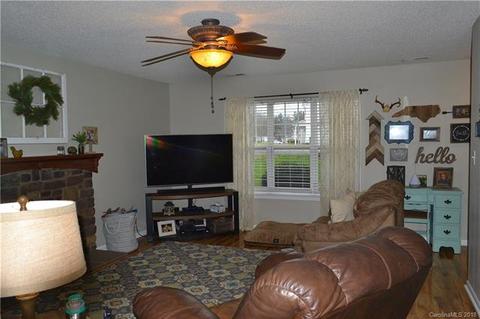 8315 Knapp Ct, Locust, NC 28097 photo 8