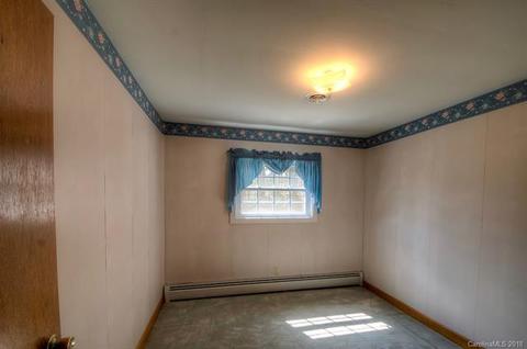 83 Pine Branch Rd, Spruce Pine, NC 28777 photo 9