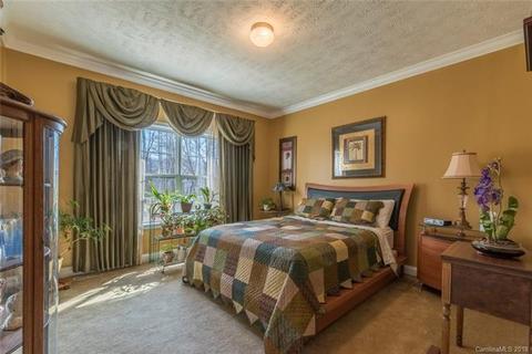 18 Spring St, Candler, NC 28715 photo 13