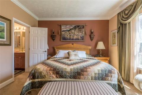 18 Spring St, Candler, NC 28715 photo 17