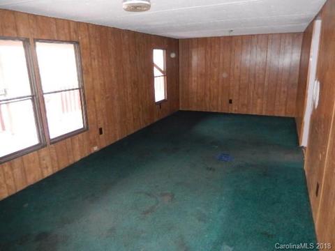 29 Ashley Dr, Marshall, NC 28753 photo 7
