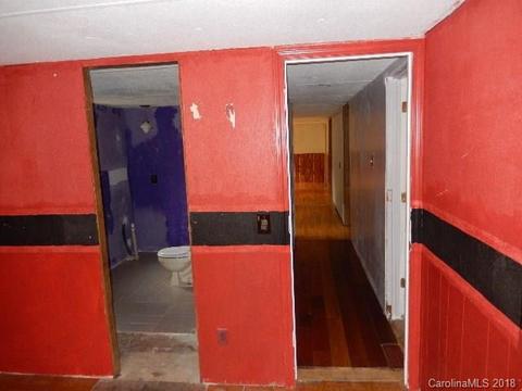 29 Ashley Dr, Marshall, NC 28753 photo 8