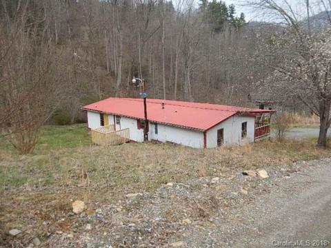 29 Ashley Dr, Marshall, NC 28753 photo 3