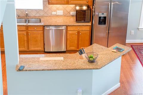 17821 Overland Forest Dr, Cornelius, NC 28031 photo 24