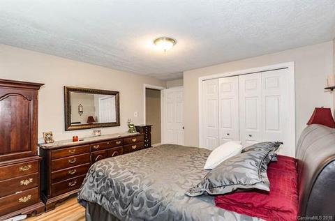 9655 W View Ave, Hickory, NC 28601 photo 25