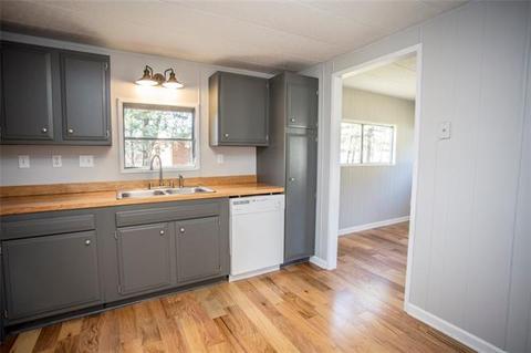 3010 16th St, Hickory, NC 28601 photo 4