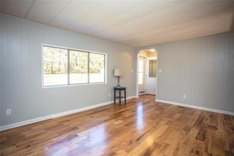 3010 16th St, Hickory, NC 28601 photo 2