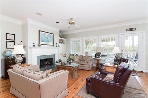 17619 Springwinds Dr, Cornelius, NC 28031 photo 6