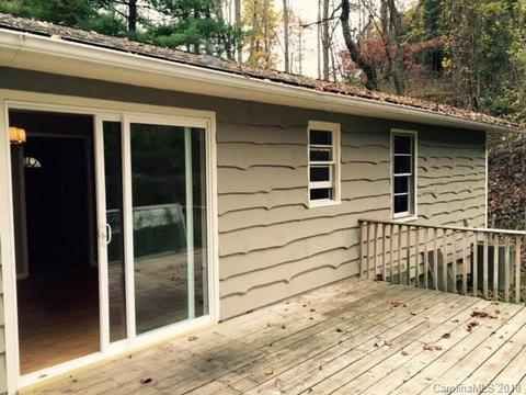 140 Christopher Ln, Sylva, NC 28779 photo 2
