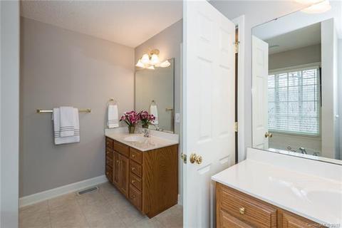 5404 Ashbury Ln, Davidson, NC 28036 photo 17