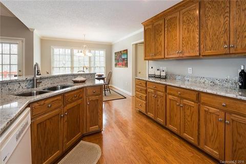 5404 Ashbury Ln, Davidson, NC 28036 photo 10