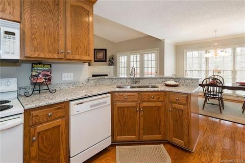 5404 Ashbury Ln, Davidson, NC 28036 photo 11