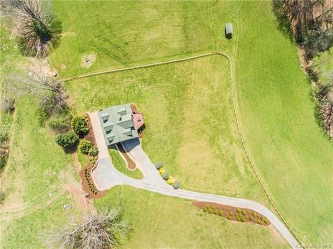 473 Bannock Dr, Clyde, NC 28721 photo 13
