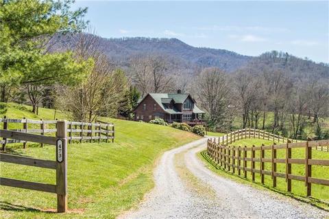 473 Bannock Dr, Clyde, NC 28721 photo 4