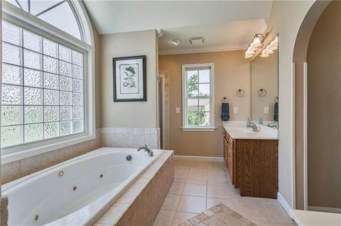 6534 Emory Dr, Hickory, NC 28601 photo 18
